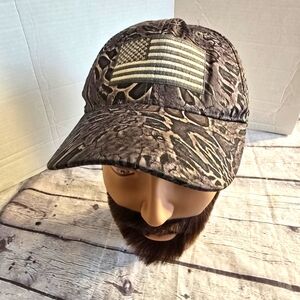 PUGS MEN'S CAMO GRAY /BROWN USA AMERICAN FLAG ADJUSTABLE HAT